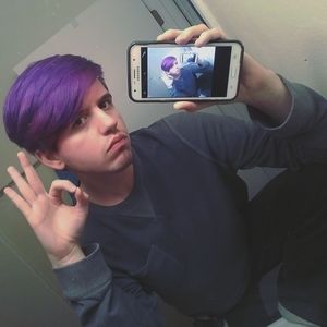 Meet your Posher, Gavin